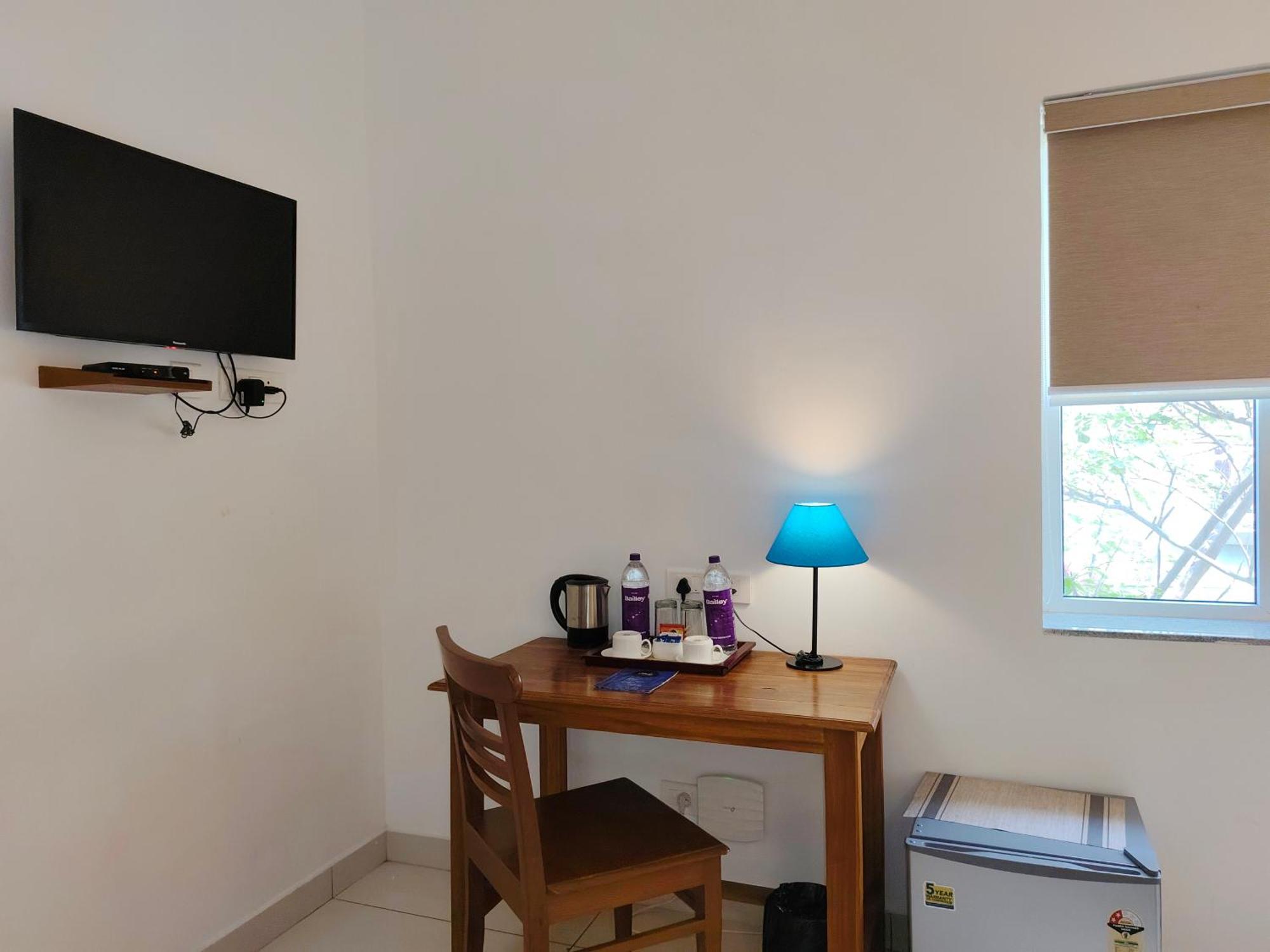 Hotel Aura By Woco Stays Puduccseri Kültér fotó