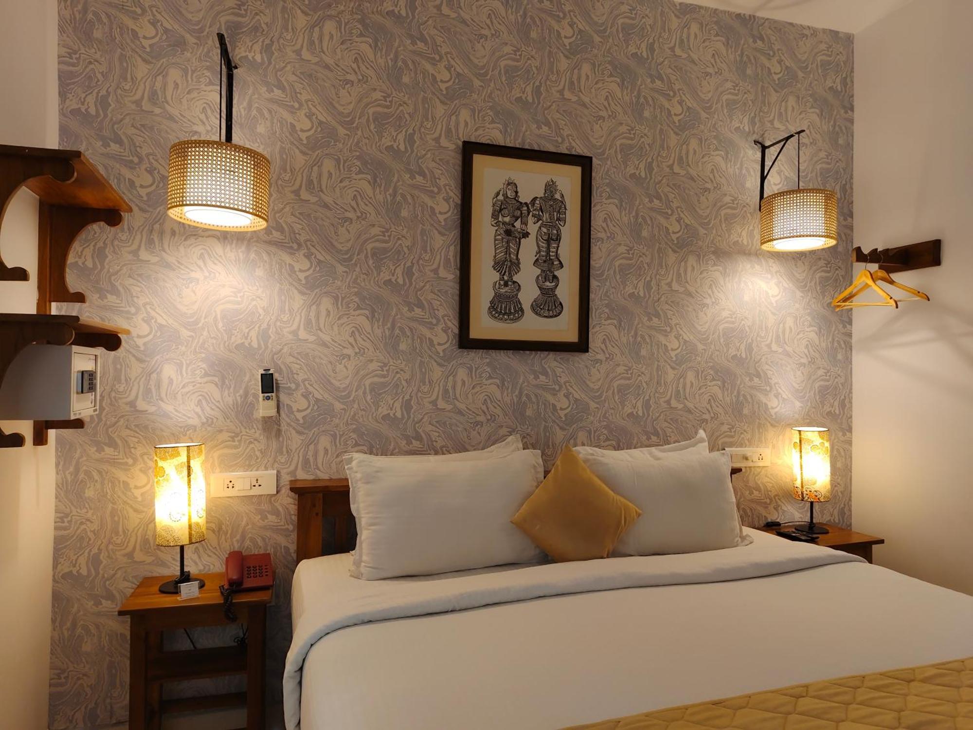 Hotel Aura By Woco Stays Puduccseri Kültér fotó