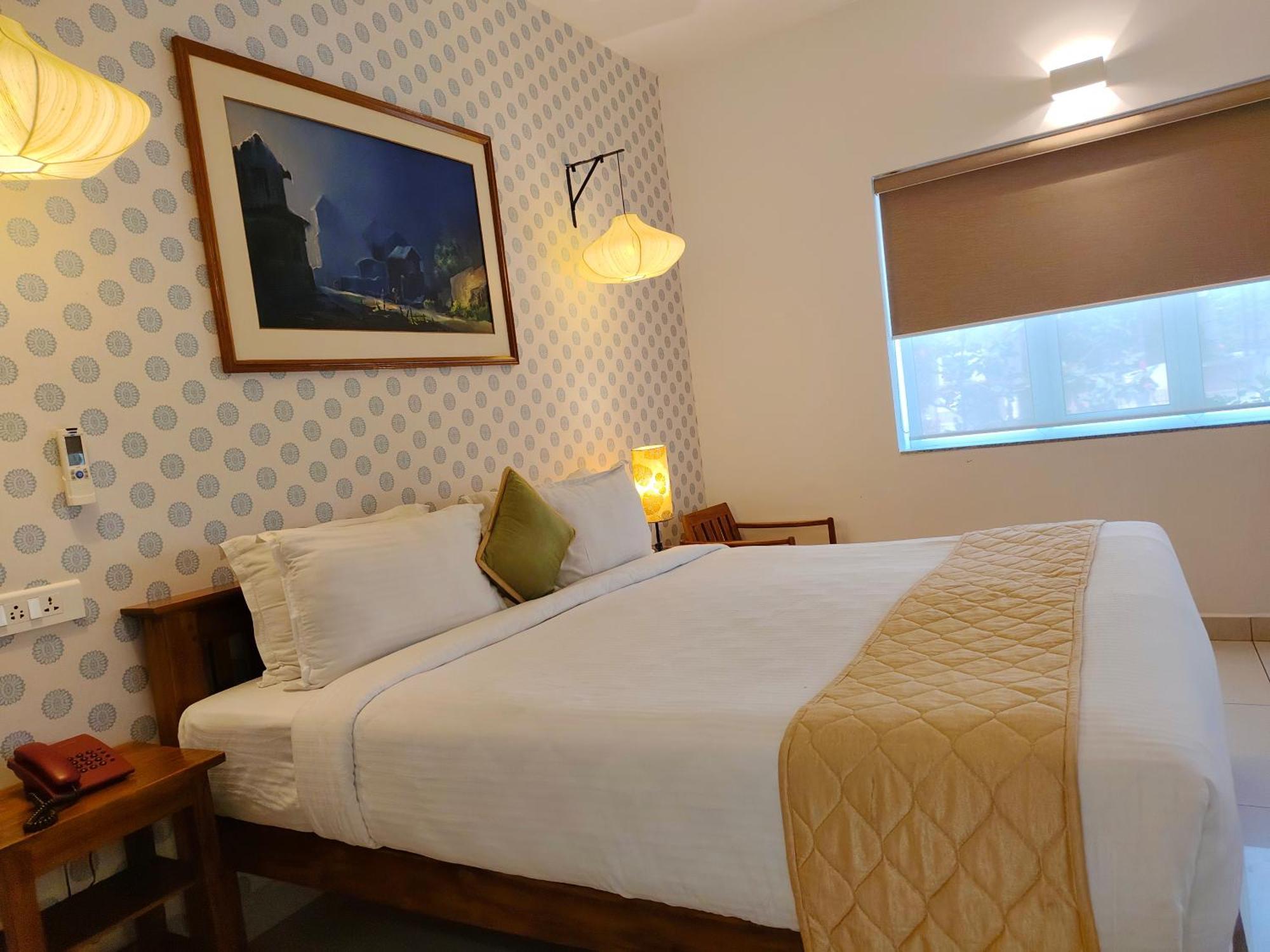 Hotel Aura By Woco Stays Puduccseri Kültér fotó