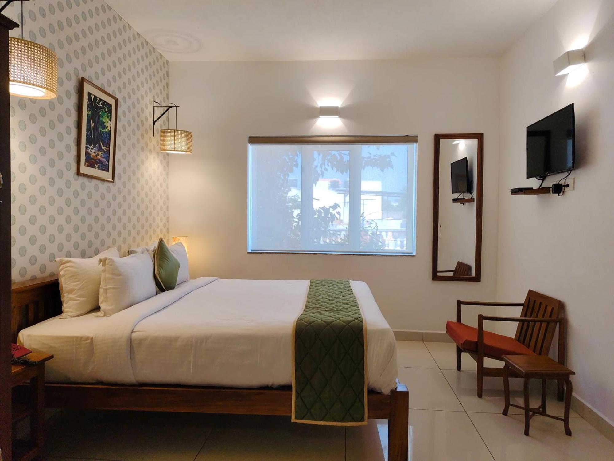 Hotel Aura By Woco Stays Puduccseri Kültér fotó