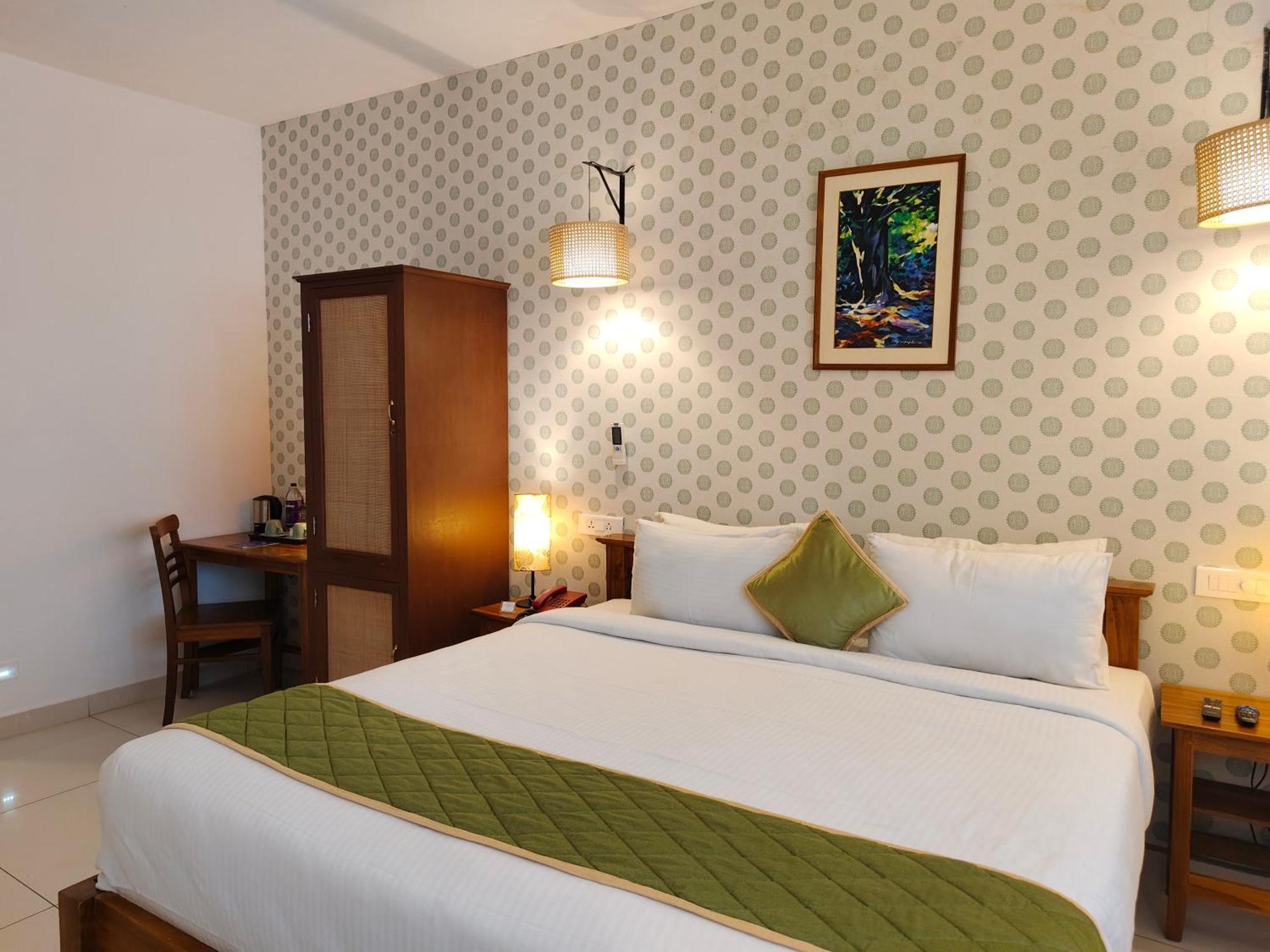 Hotel Aura By Woco Stays Puduccseri Kültér fotó
