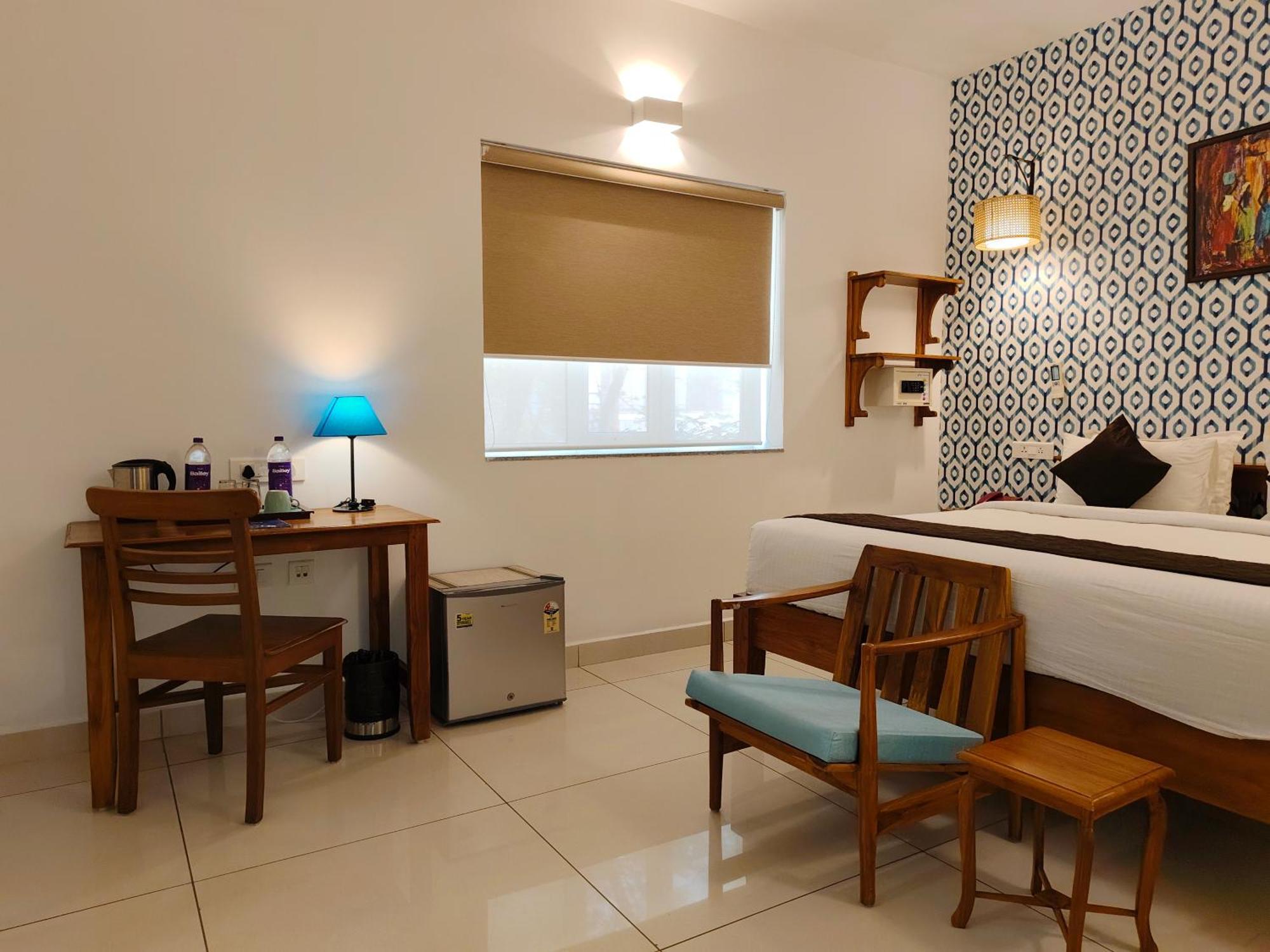Hotel Aura By Woco Stays Puduccseri Kültér fotó